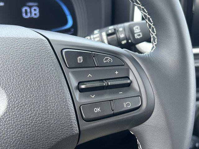 New 2026 Hyundai Venue SEL FWD image 9