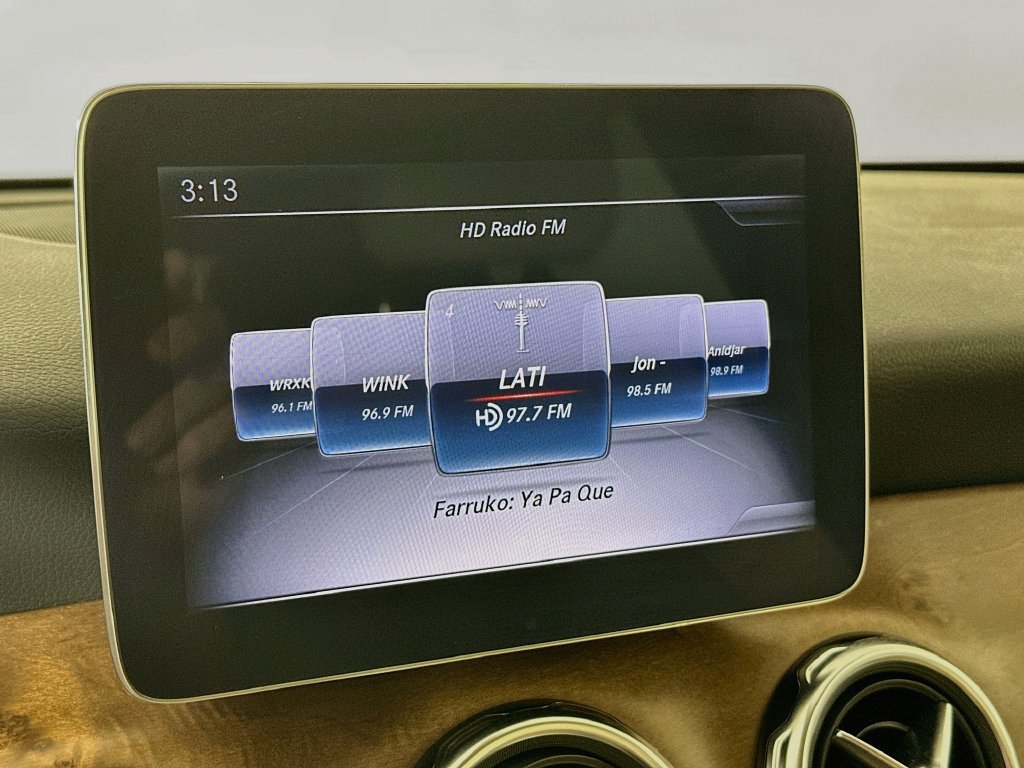 Used 2019 Mercedes-Benz GLA 250 image 14