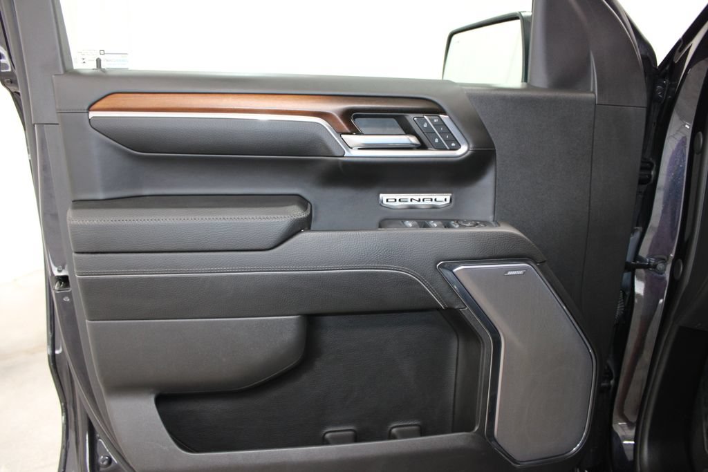 Used 2024 GMC Sierra 1500 Denali AWD/4WD image 21