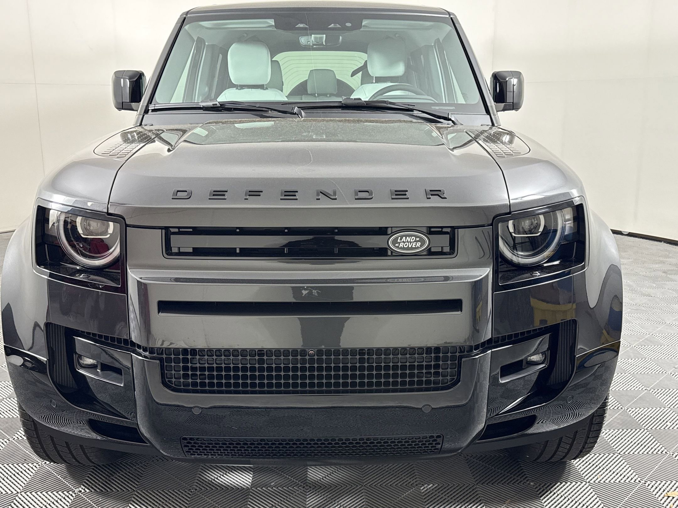 New 2026 Land Rover Defender 110 X-Dynamic SE AWD/4WD image 7