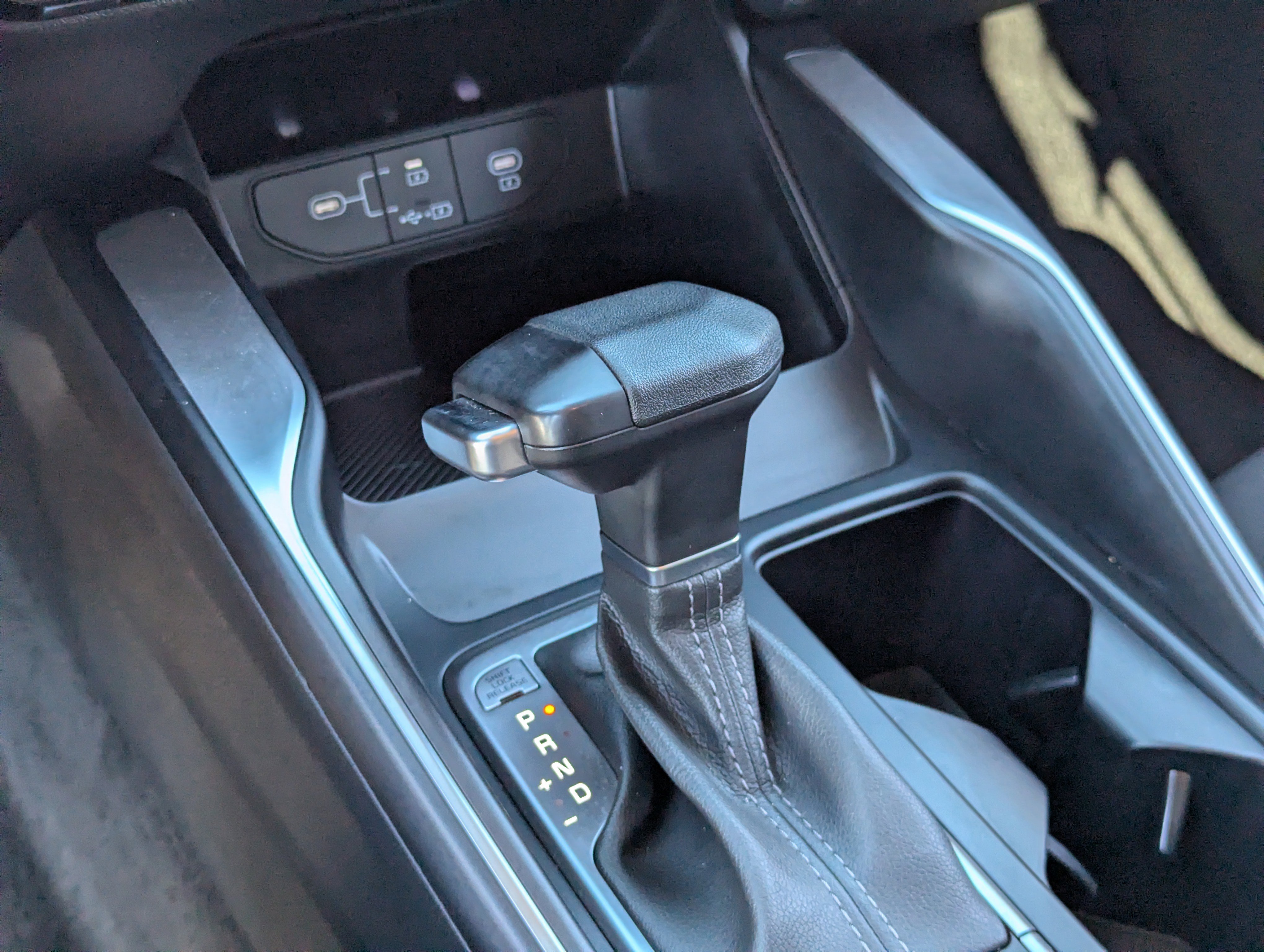 Certified 2025 Kia Sorento LX image 28