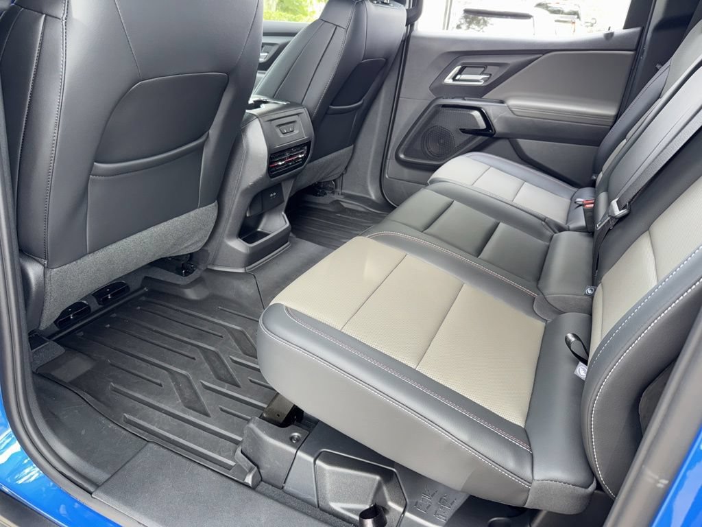 Used 2026 Chevrolet Silverado EV Trail Boss AWD/4WD image 36