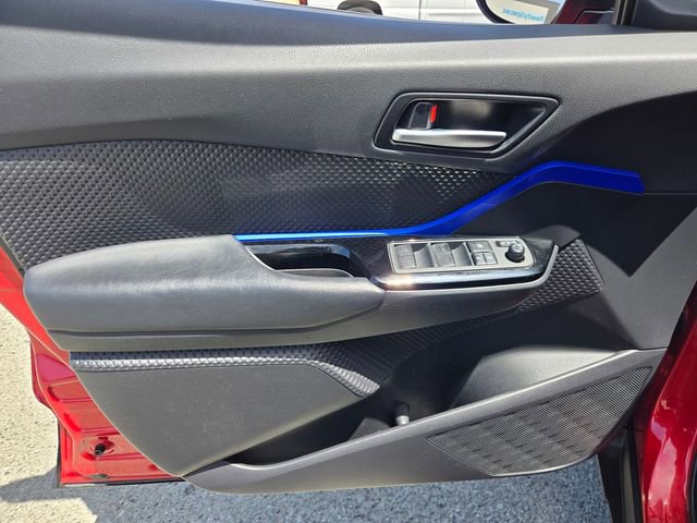 Used 2020 Toyota C-HR XLE FWD image 15