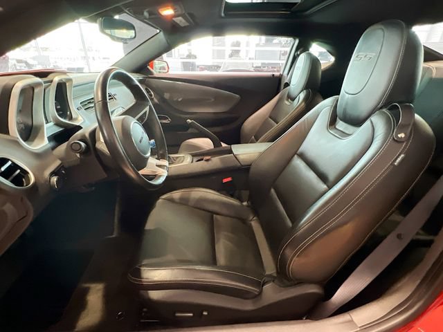 Used 2010 Chevrolet Camaro SS w/ RS Package RWD image 9