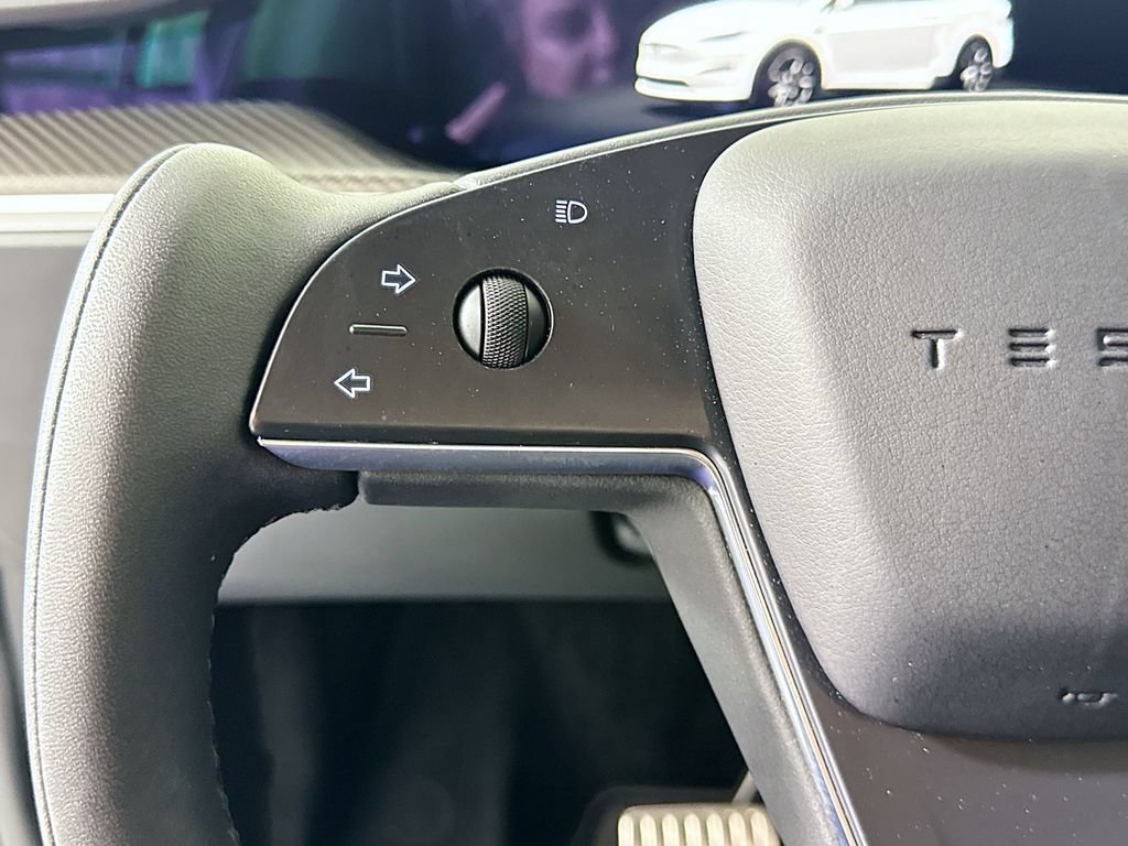 Used 2022 Tesla Model X Plaid AWD/4WD image 11