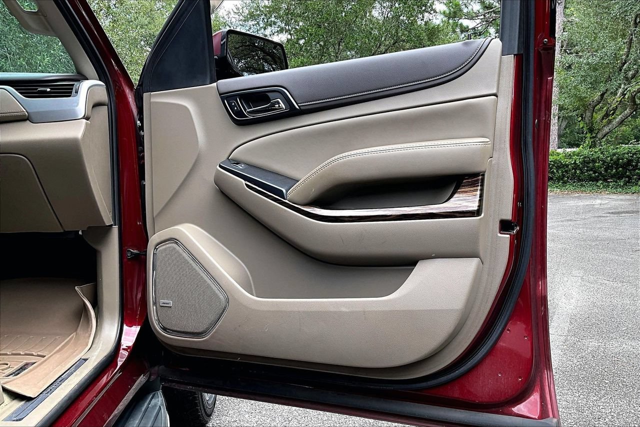 Used 2017 GMC Yukon SLT w/ Premium Edition RWD image 28