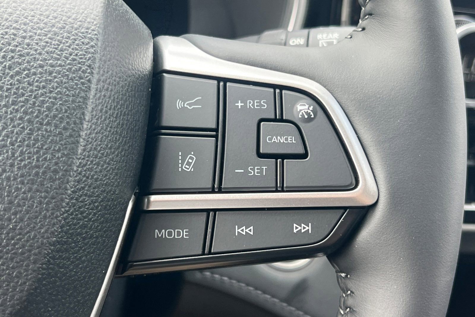 New 2026 Toyota Highlander Limited image 29