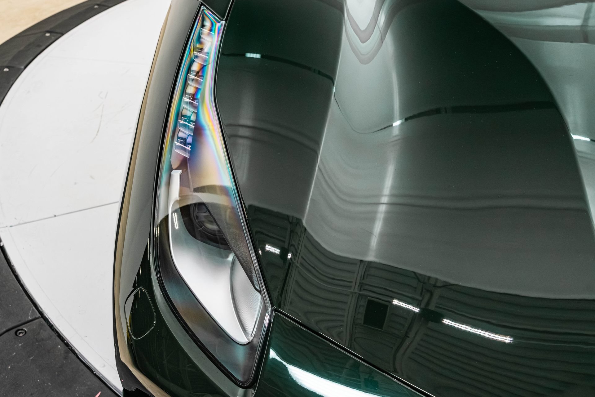 Certified 2018 Ferrari 488 GTB RWD image 49