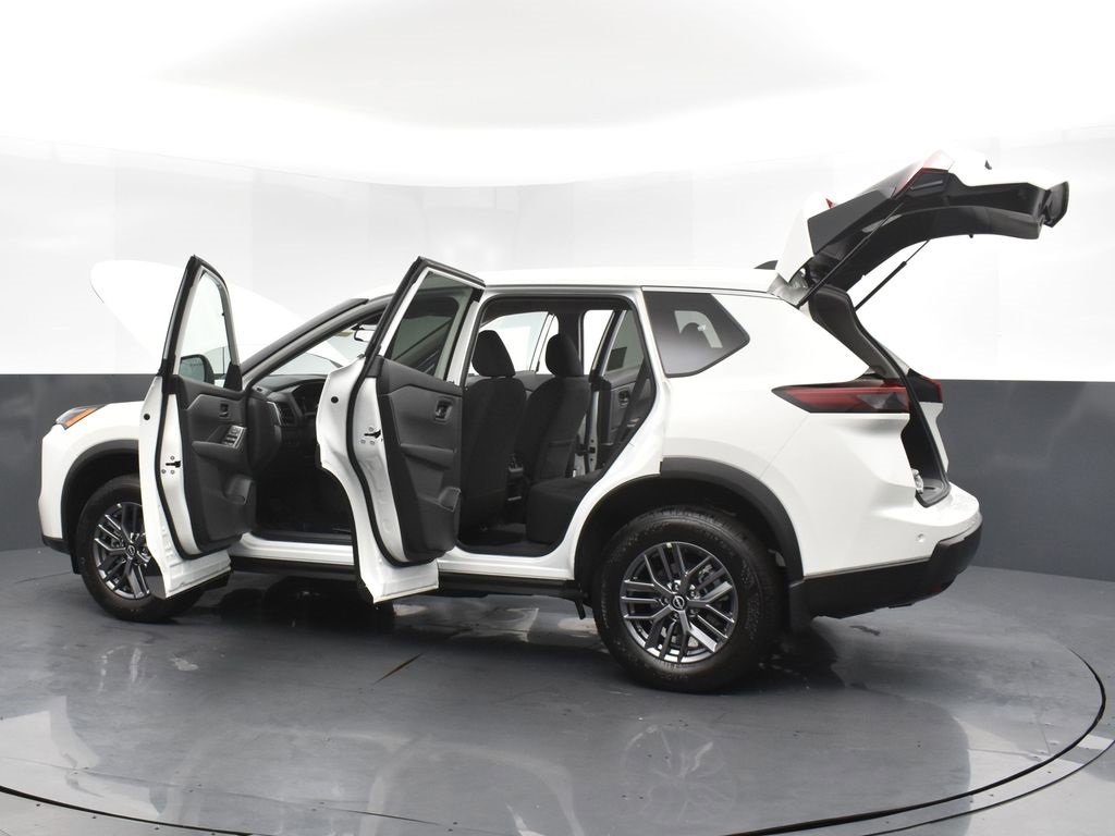 New 2026 Nissan Rogue S image 35