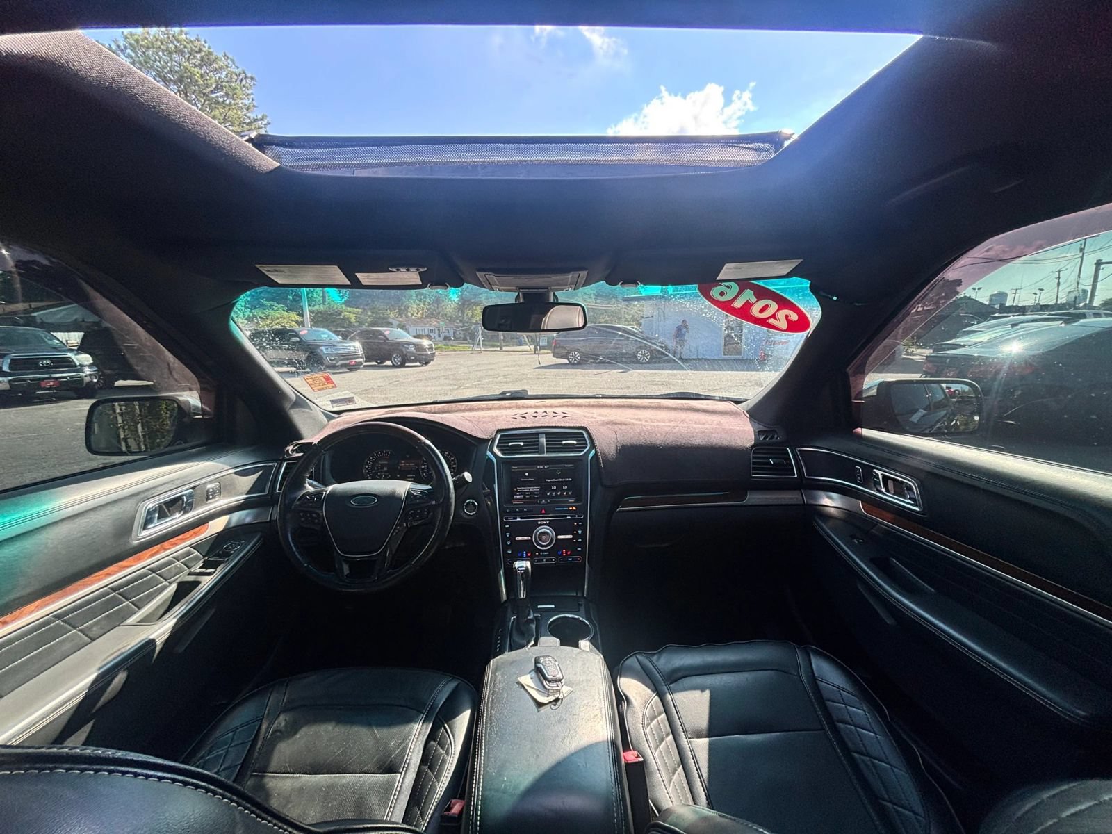 Used 2016 Ford Explorer Platinum AWD/4WD image 19