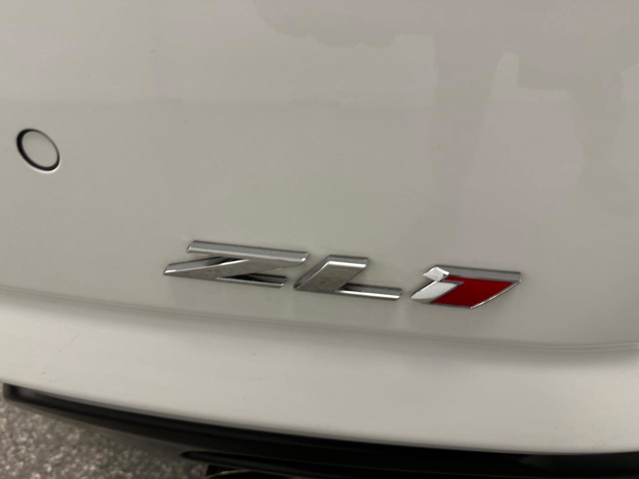 Used 2019 Chevrolet Camaro ZL1 RWD image 29