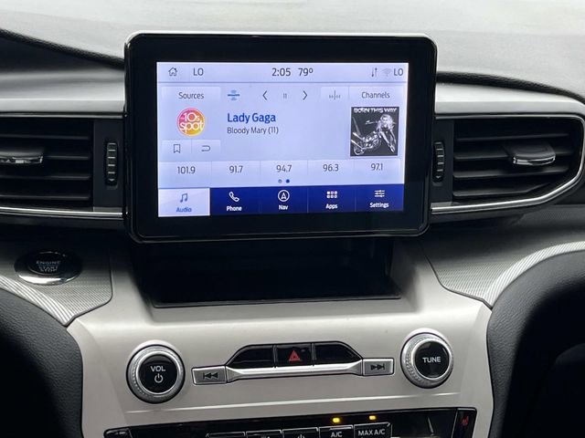 Certified 2022 Ford Explorer XLT w/ Equipment Group 202A image 17