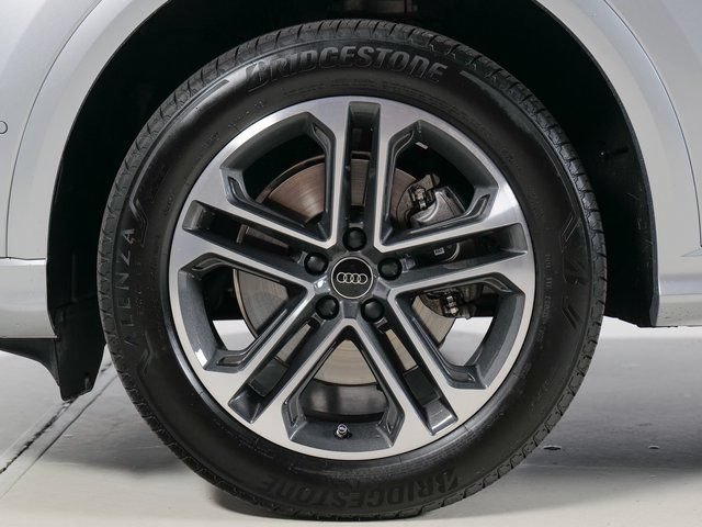 Certified 2025 Audi Q5 Premium w/ Premium Plus AWD/4WD image 34