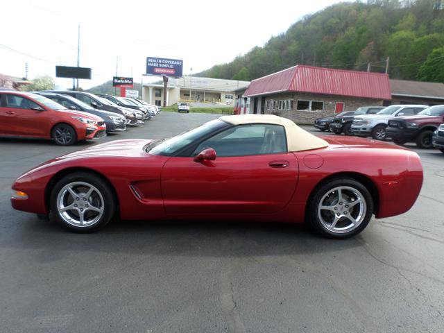 Used 2004 Chevrolet Corvette Convertible w/ Preferred Equipment Group image 9