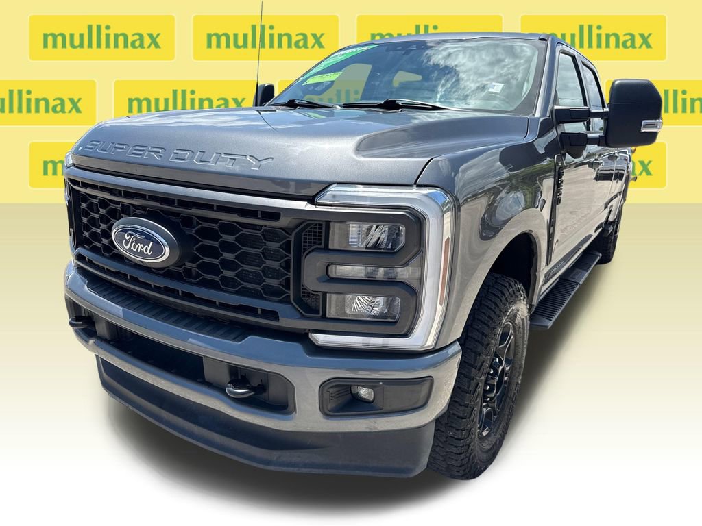 Used 2024 Ford F250 XLT w/ XLT Premium Package AWD/4WD image 9