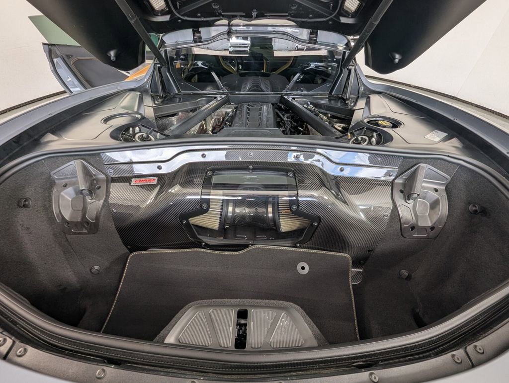Used 2024 Chevrolet Corvette Stingray Preferred Cpe w/ Battery Protection Package image 28