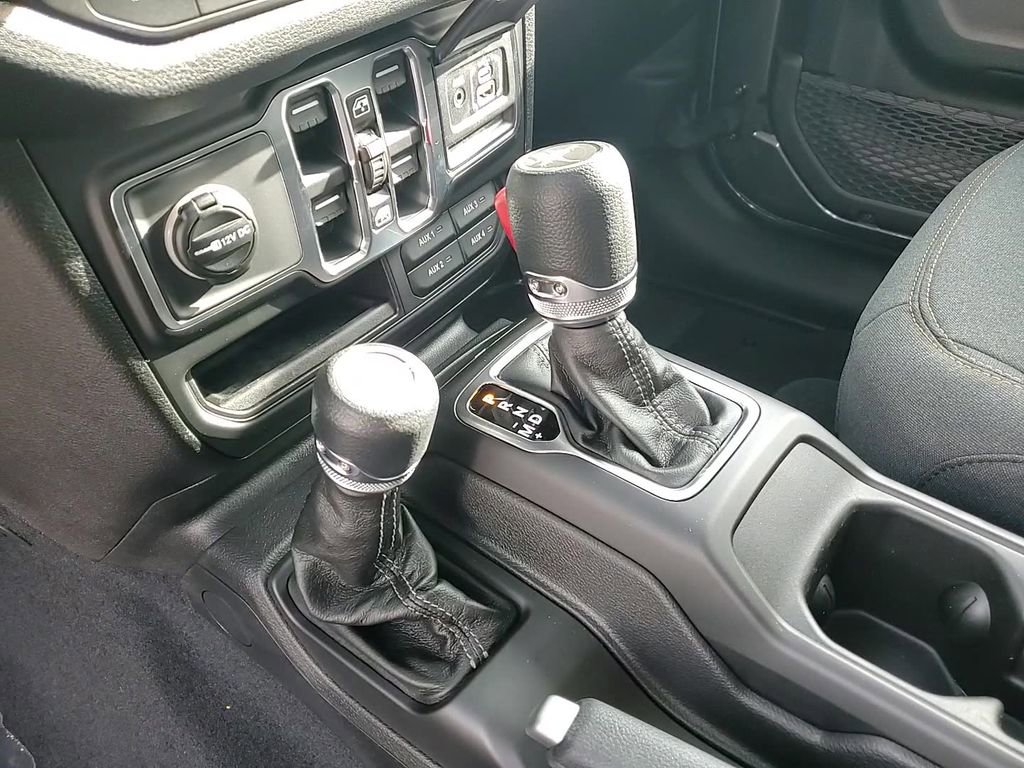 New 2026 Jeep Gladiator Sport image 17
