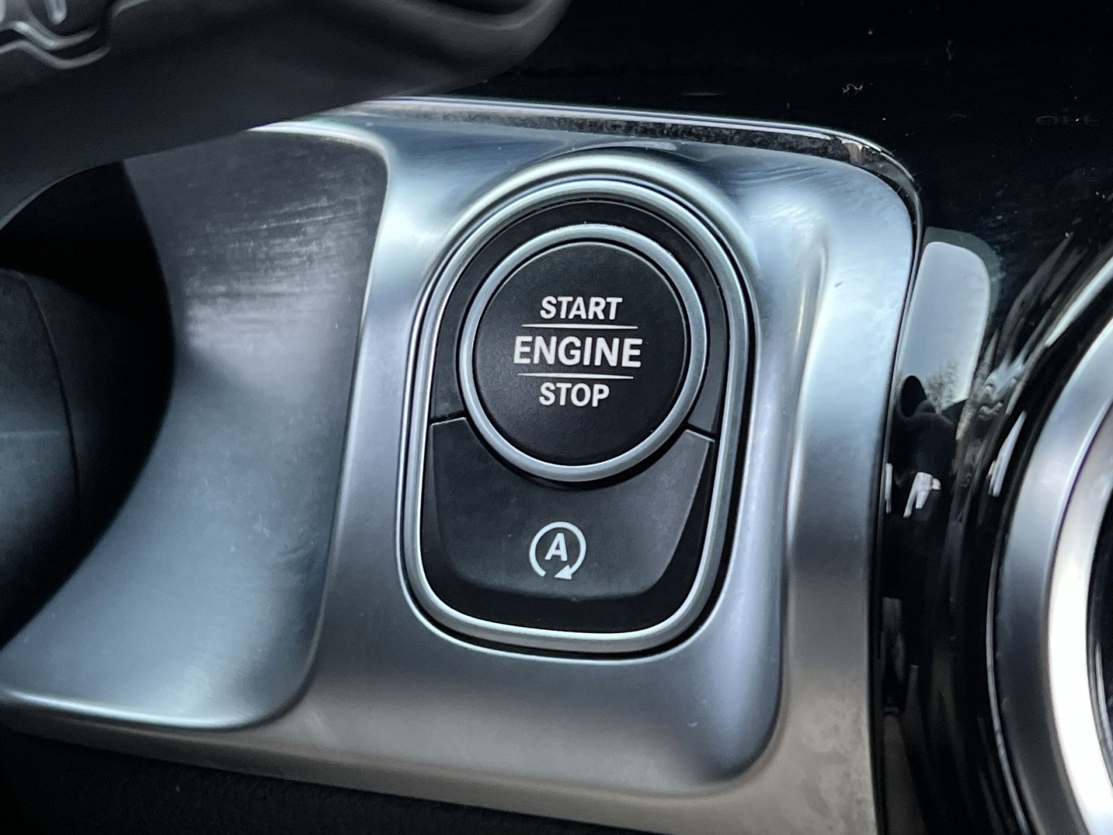 Certified 2021 Mercedes-Benz GLB 250 4MATIC image 31