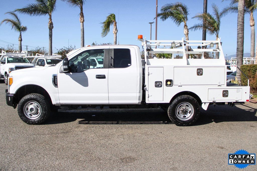 Used 2017 Ford F250 XL w/ Power Equipment Group AWD/4WD image 6