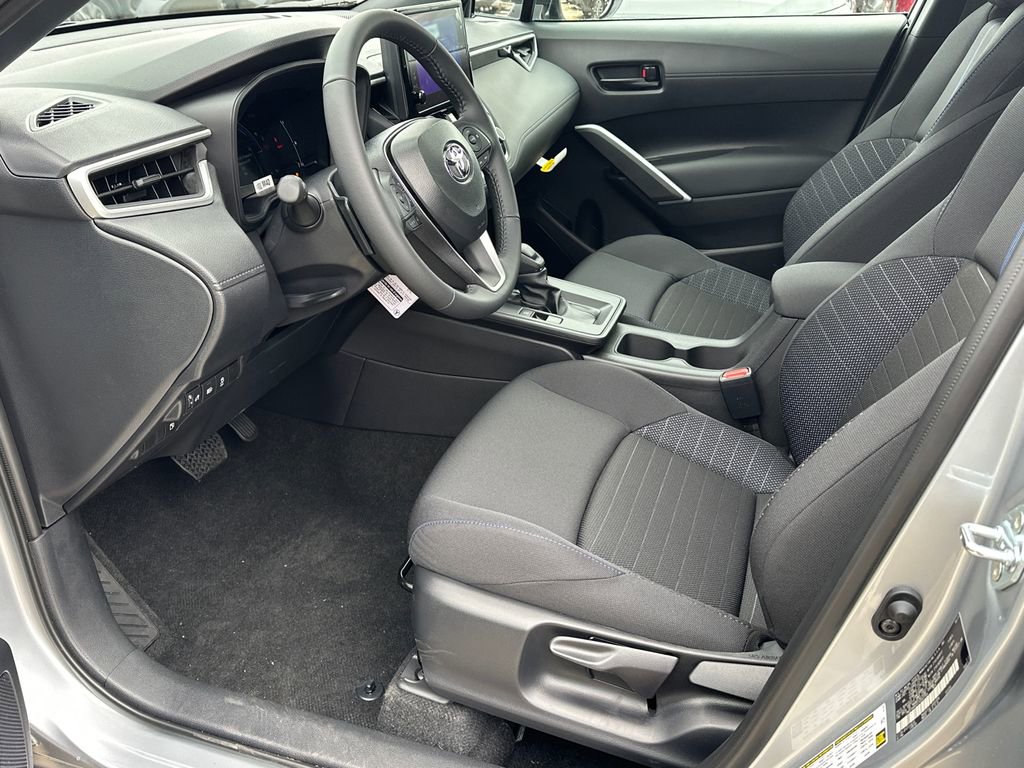New 2026 Toyota Corolla Cross SE image 18