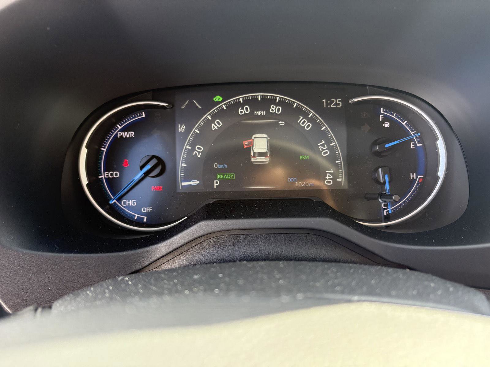 Used 2025 Toyota RAV4 XLE w/ Convenience Package image 12