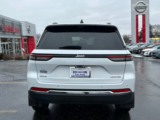 Used 2023 Jeep Grand Cherokee Limited w/ Luxury Tech Group II image 8