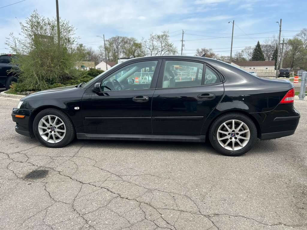 Used 2004 Saab 9-3 Linear FWD image 8