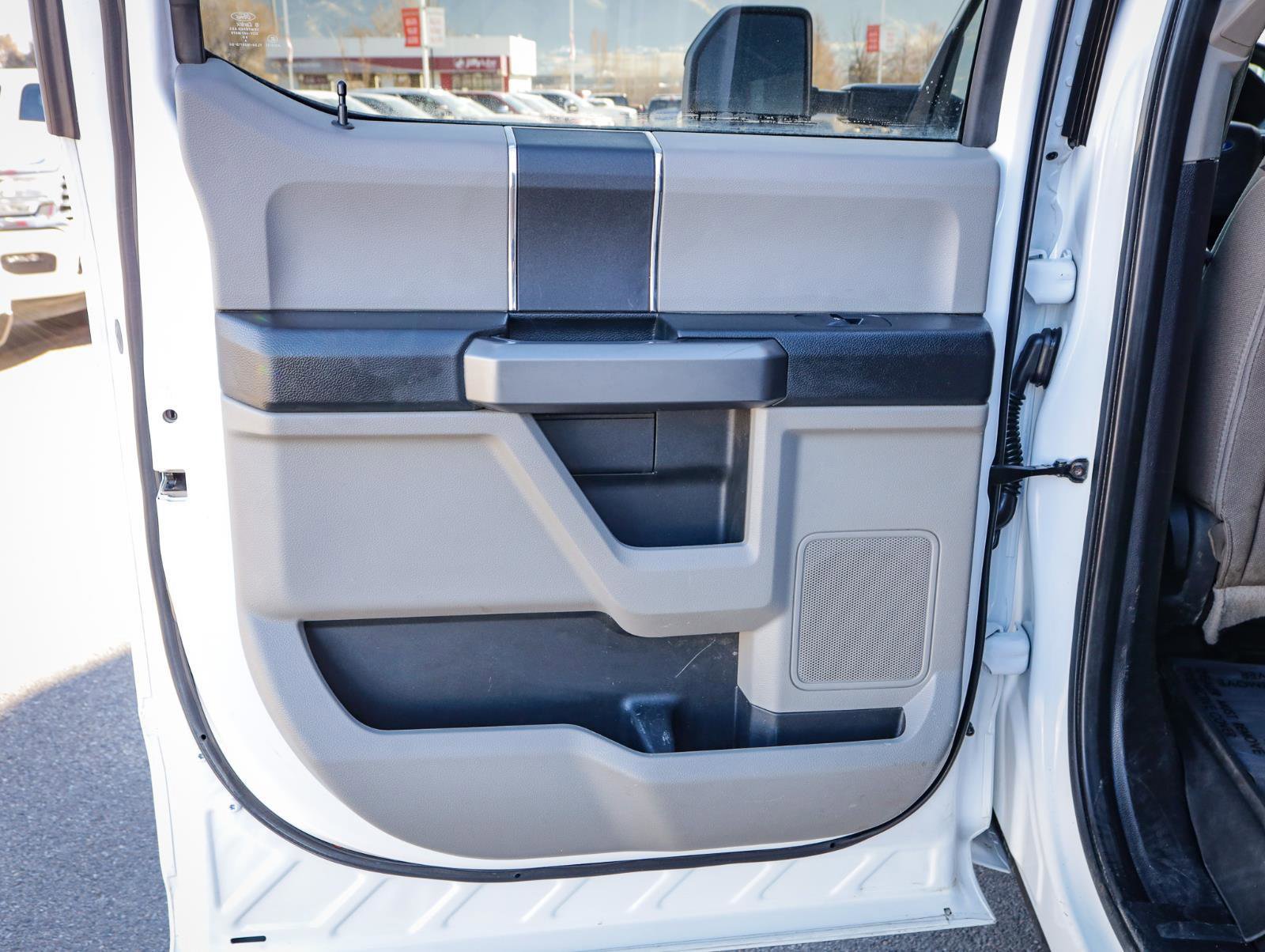 Used 2019 Ford F250 XLT w/ XLT Value Package image 32