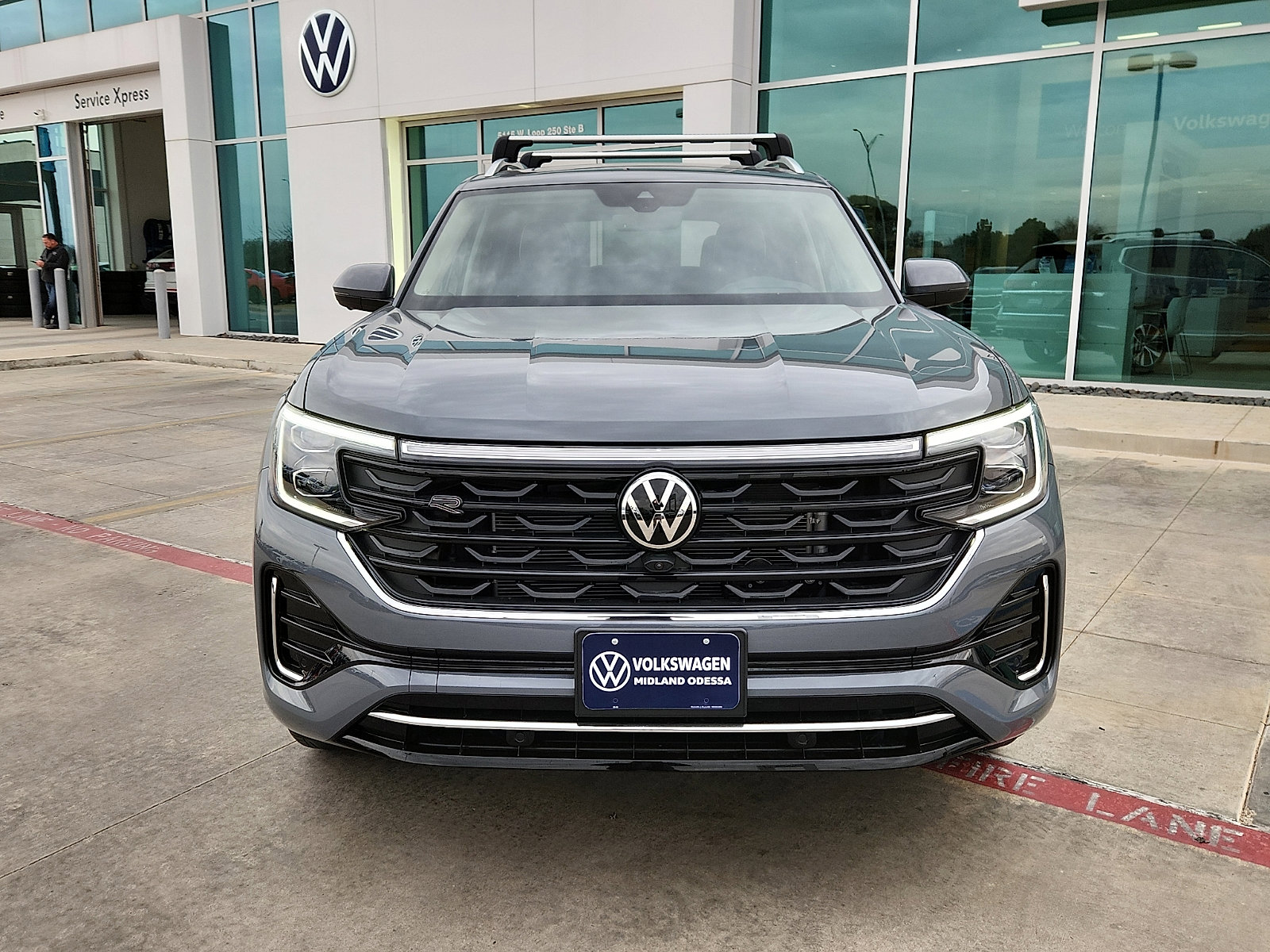 New 2026 Volkswagen Atlas SEL Premium R-Line image 2