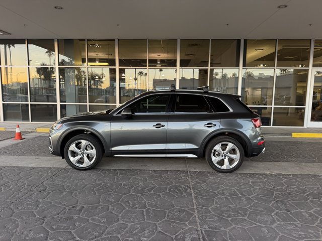 Used 2024 Audi Q5 2.0T Premium Plus AWD/4WD image 2