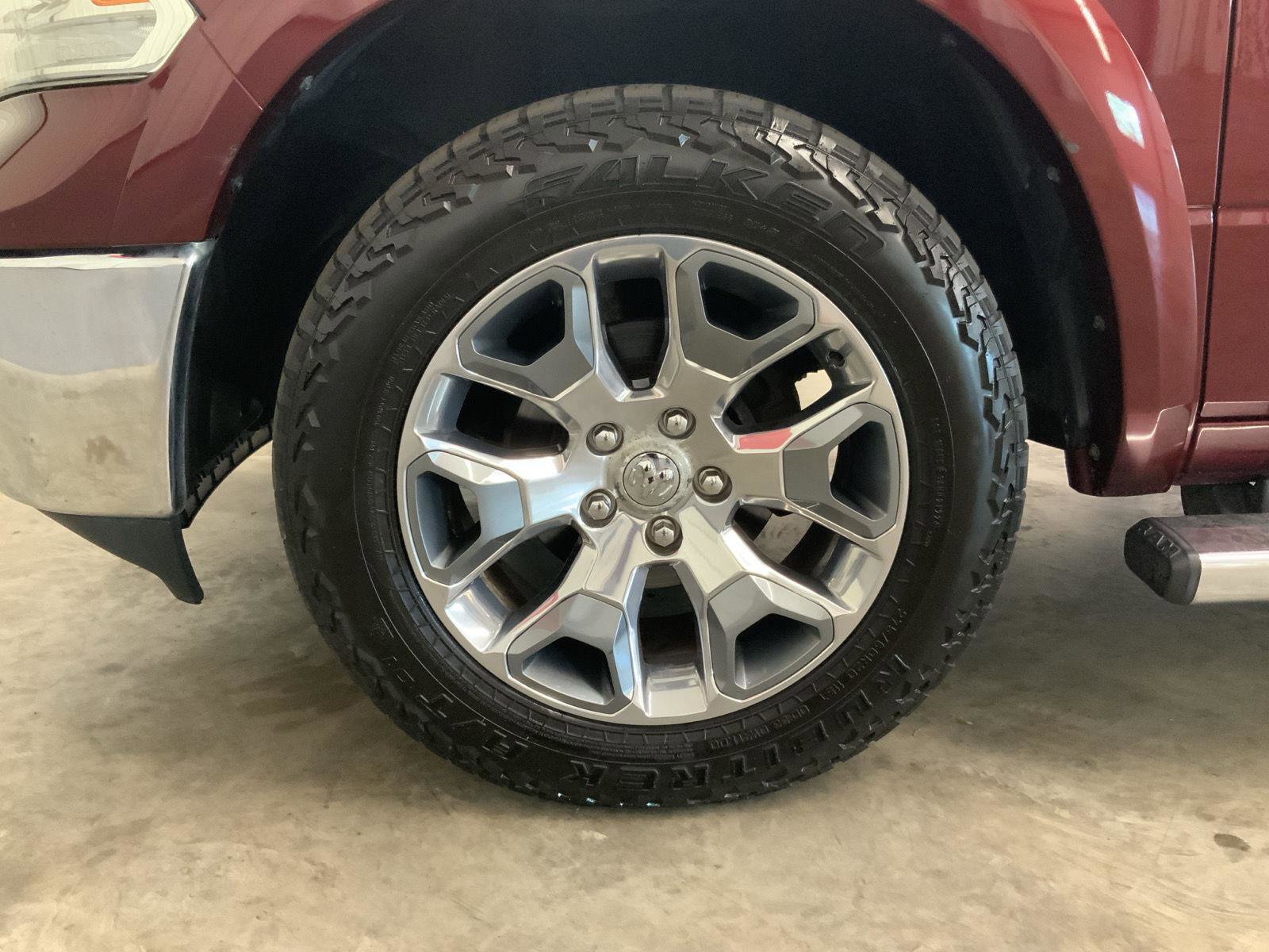 Used 2017 RAM 1500 Limited AWD/4WD image 38