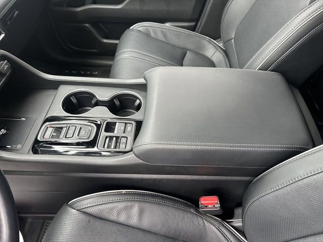 Certified 2025 Honda Pilot Elite image 22