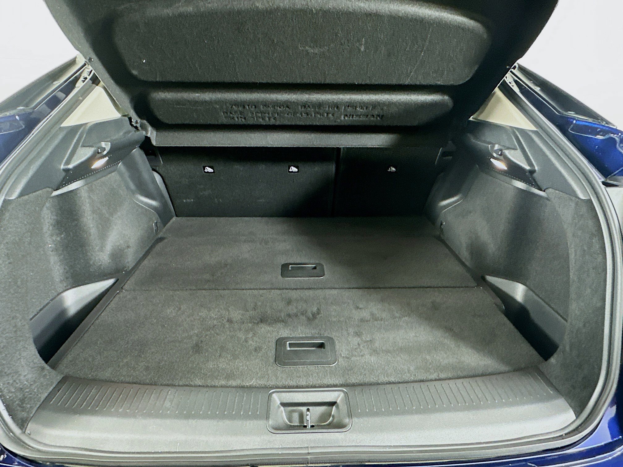 Used 2024 Nissan Ariya AWD image 28