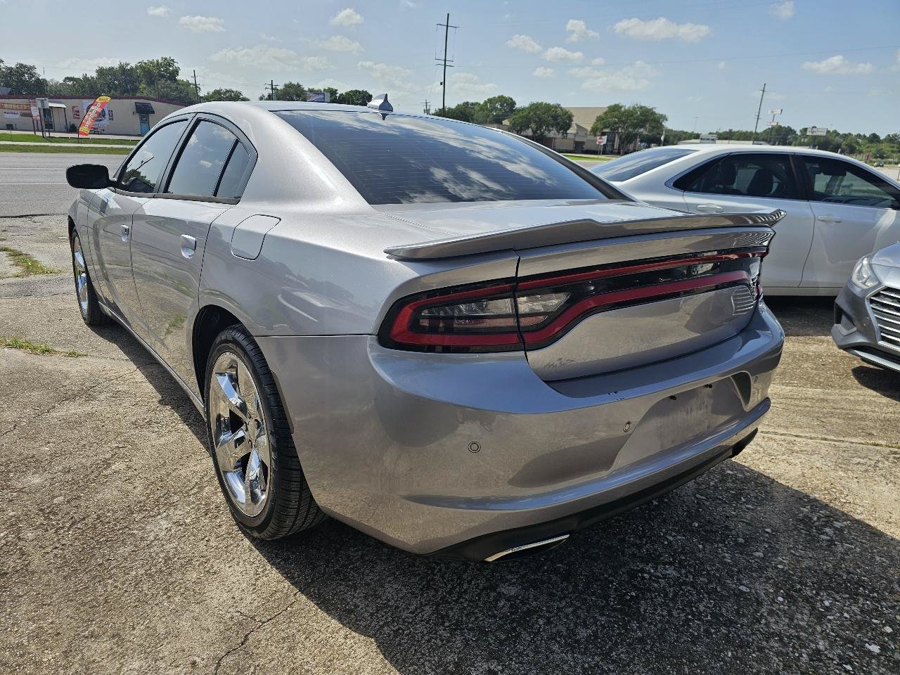 Used 2015 Dodge Charger SE w/ Popular Equipment Group RWD image 13