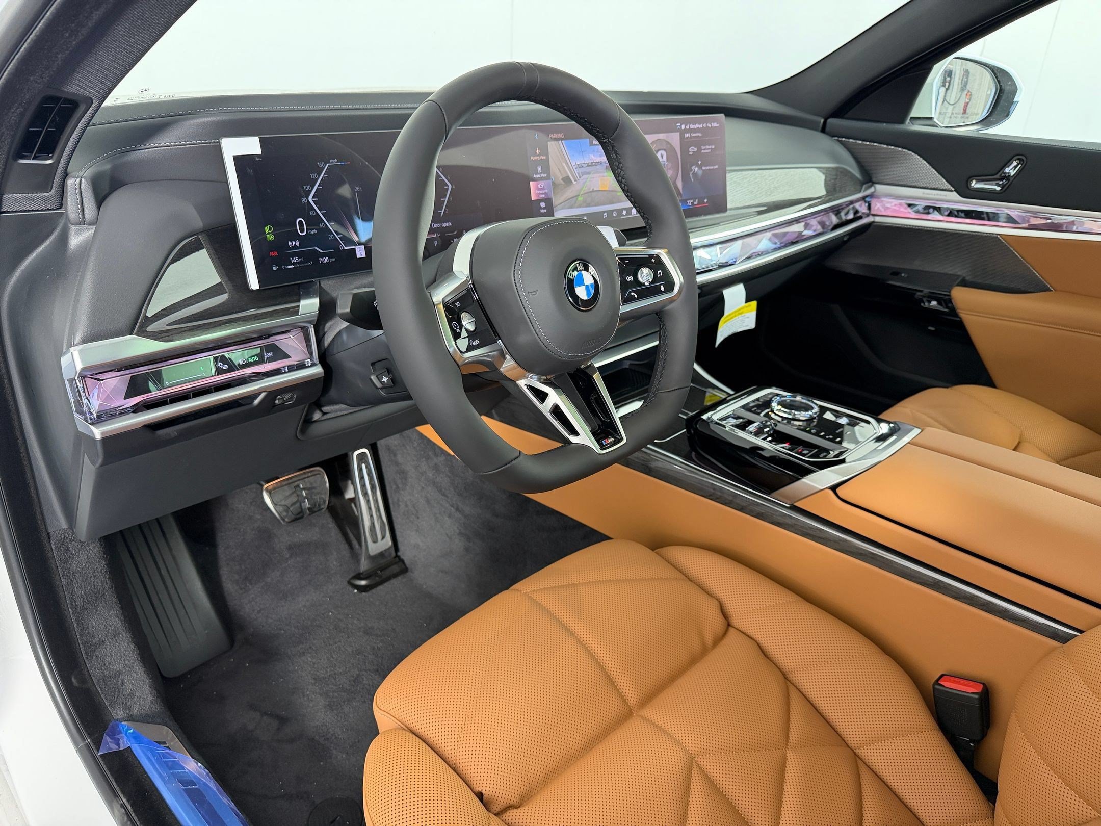 Used 2026 BMW 740i xDrive AWD/4WD image 4