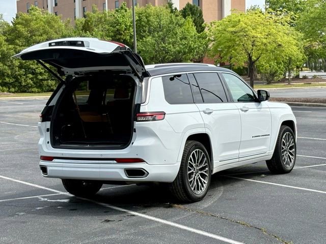 Used 2022 Jeep Grand Cherokee L Summit AWD/4WD image 18