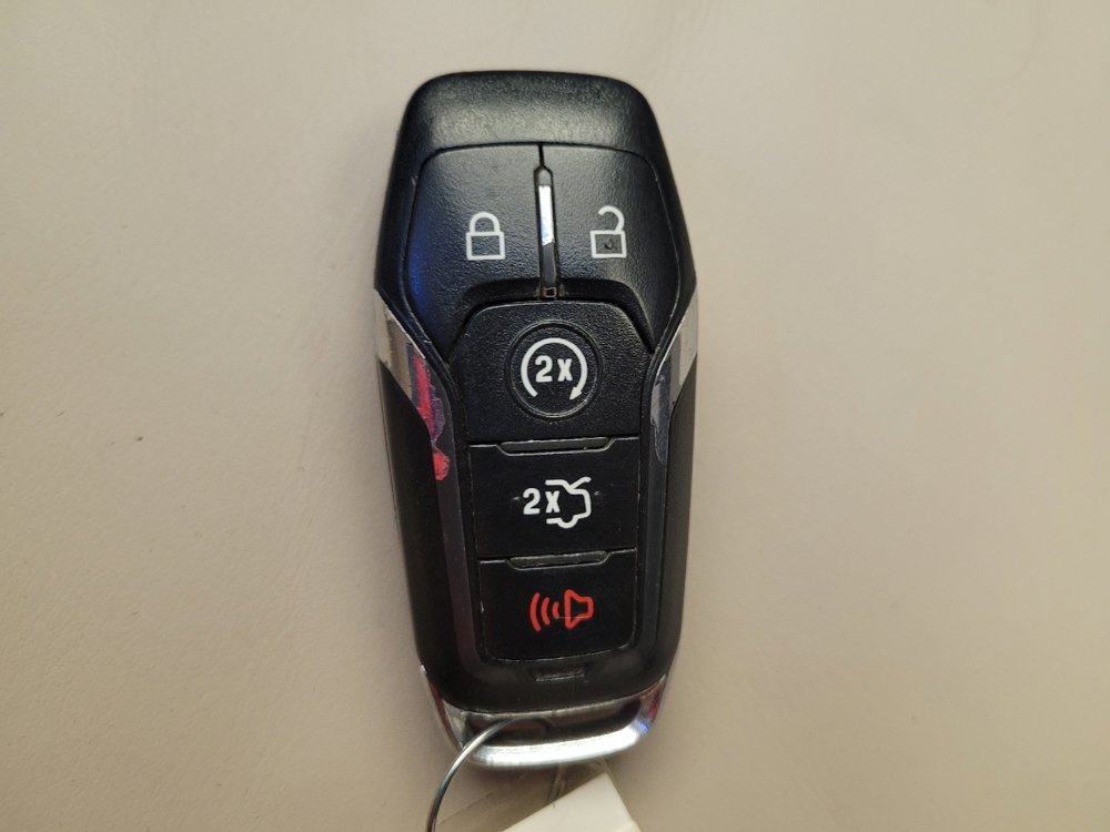 Used 2016 Lincoln MKX Select w/ Select Plus Package FWD image 32