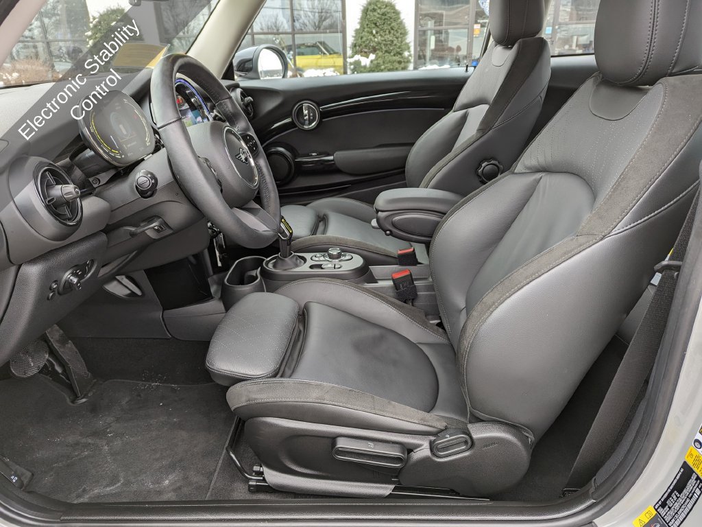 Used 2022 MINI Cooper SE FWD image 17