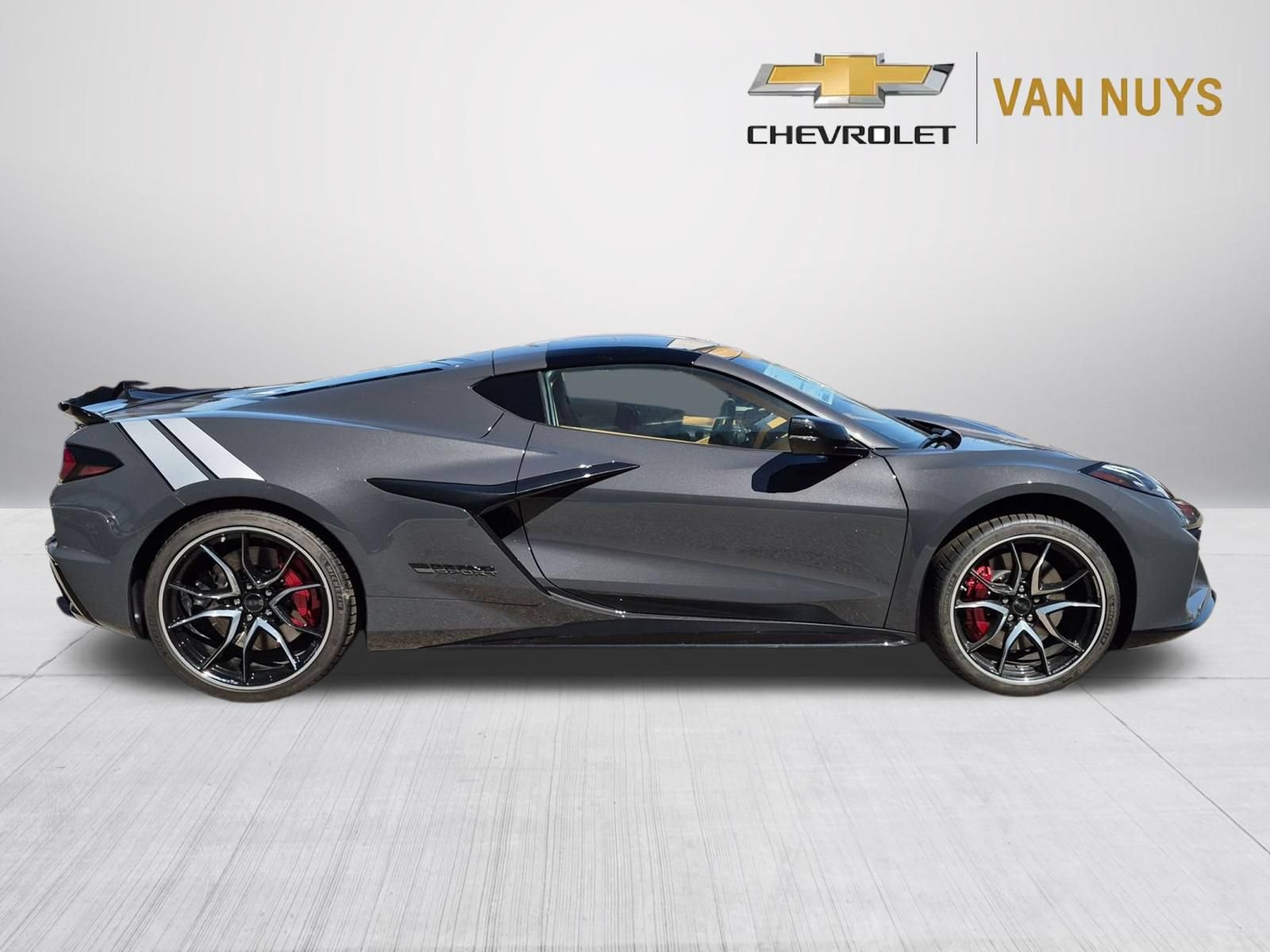New 2027 Chevrolet Corvette Grand Sport w/ Z52 Sport Performance Package RWD image 3