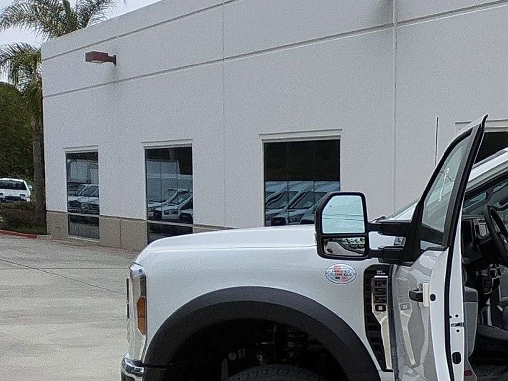 New 2025 Ford F550 2WD Regular Cab Super Duty image 28