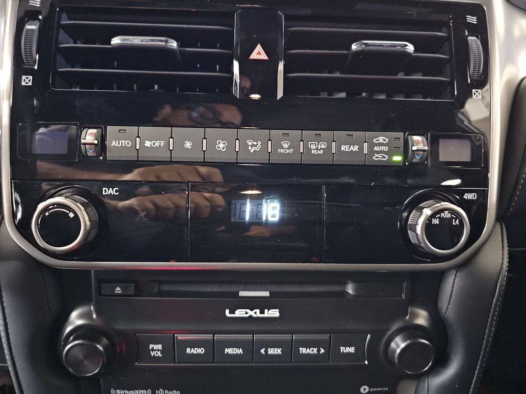 Certified 2023 Lexus GX 460 Premium w/ Premium Package AWD/4WD image 22