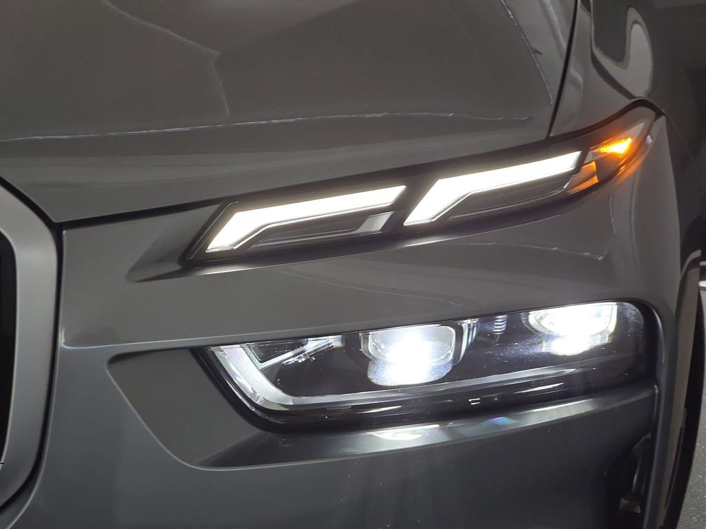 Used 2024 BMW X7 xDrive40i image 33