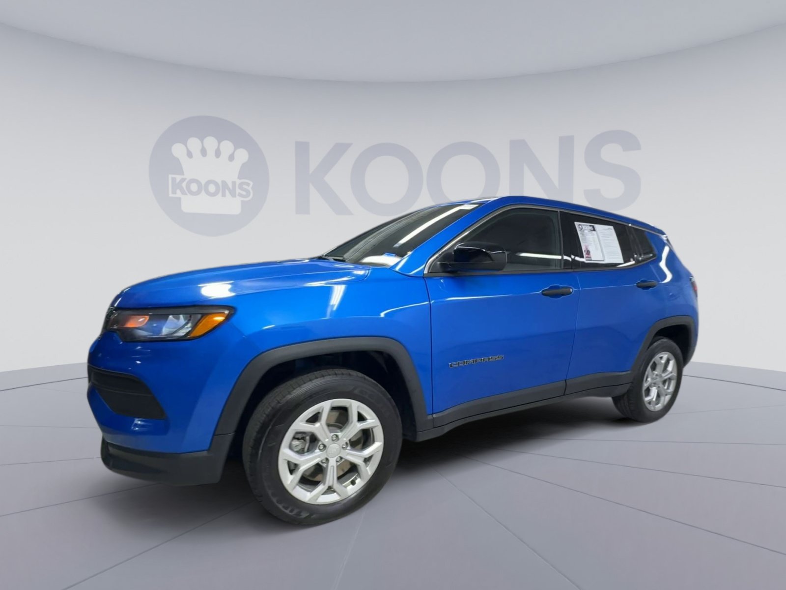 Used 2024 Jeep Compass Sport AWD/4WD image 5