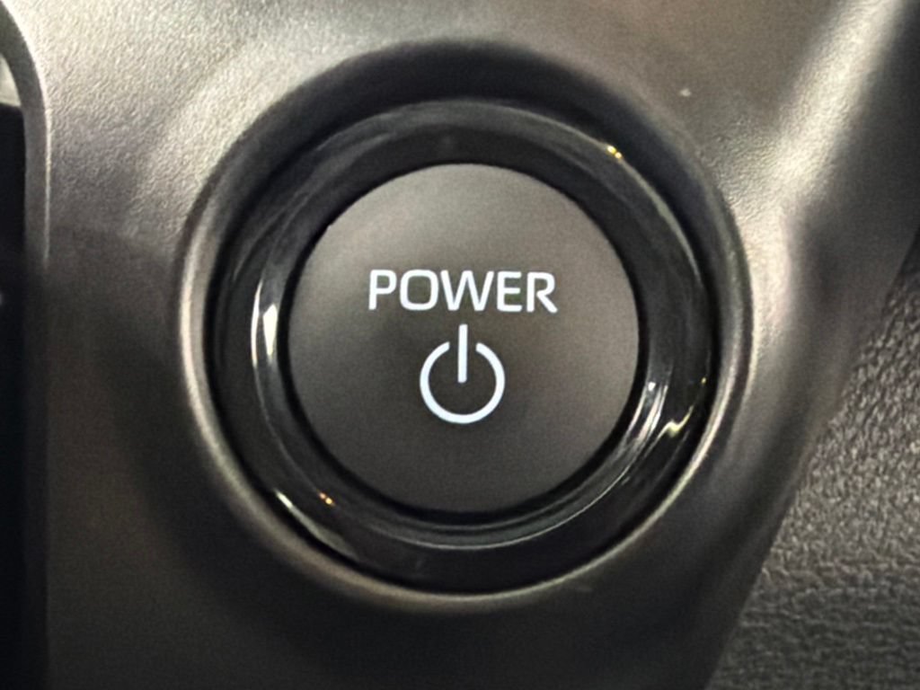 Certified 2026 Toyota Sienna XSE FWD image 31