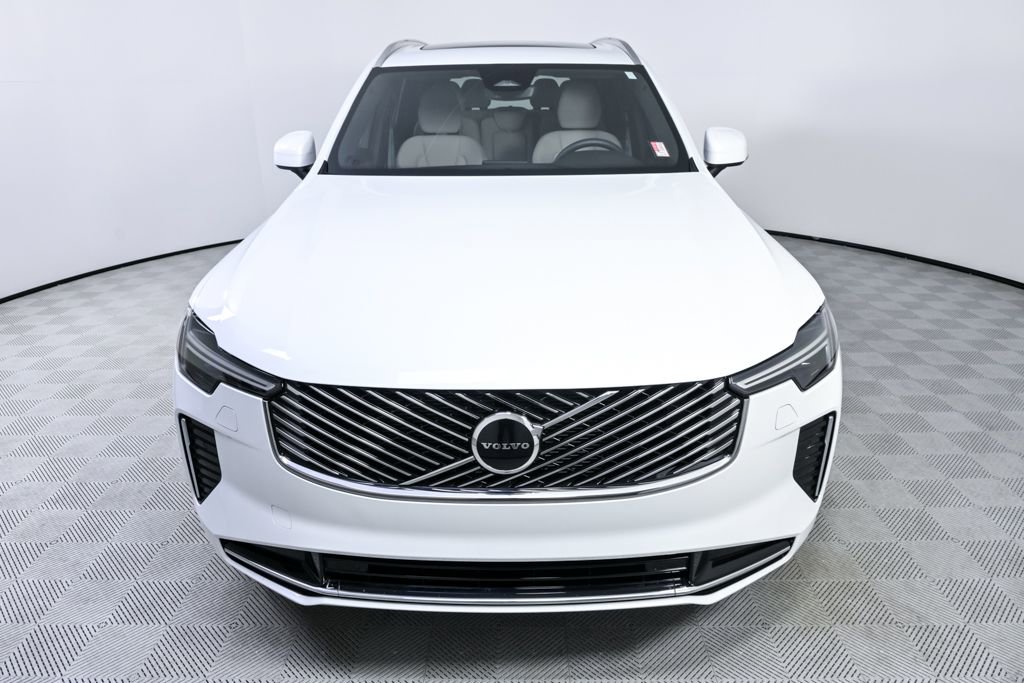Certified 2025 Volvo XC90 B6 Core w/ Climate Package image 37