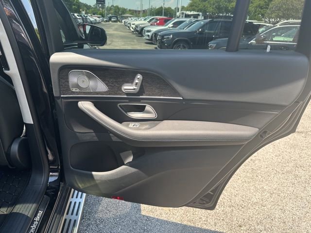 Certified 2026 Mercedes-Benz GLS 450 4MATIC image 36