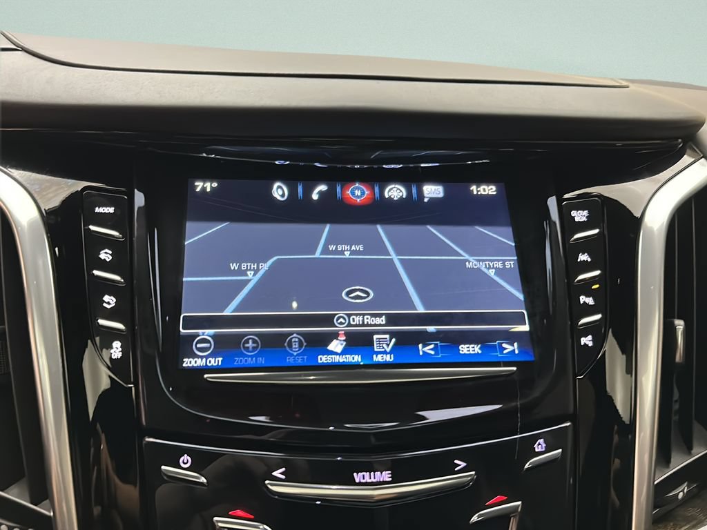 Used 2020 Cadillac Escalade Platinum AWD/4WD image 32