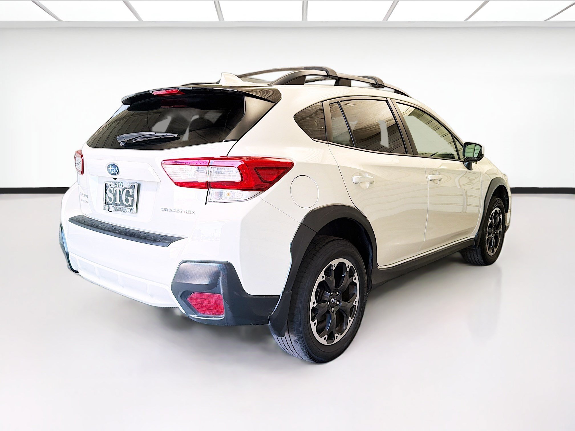 Used 2022 Subaru Crosstrek 2.0i Premium w/ Moonroof Package AWD/4WD image 4