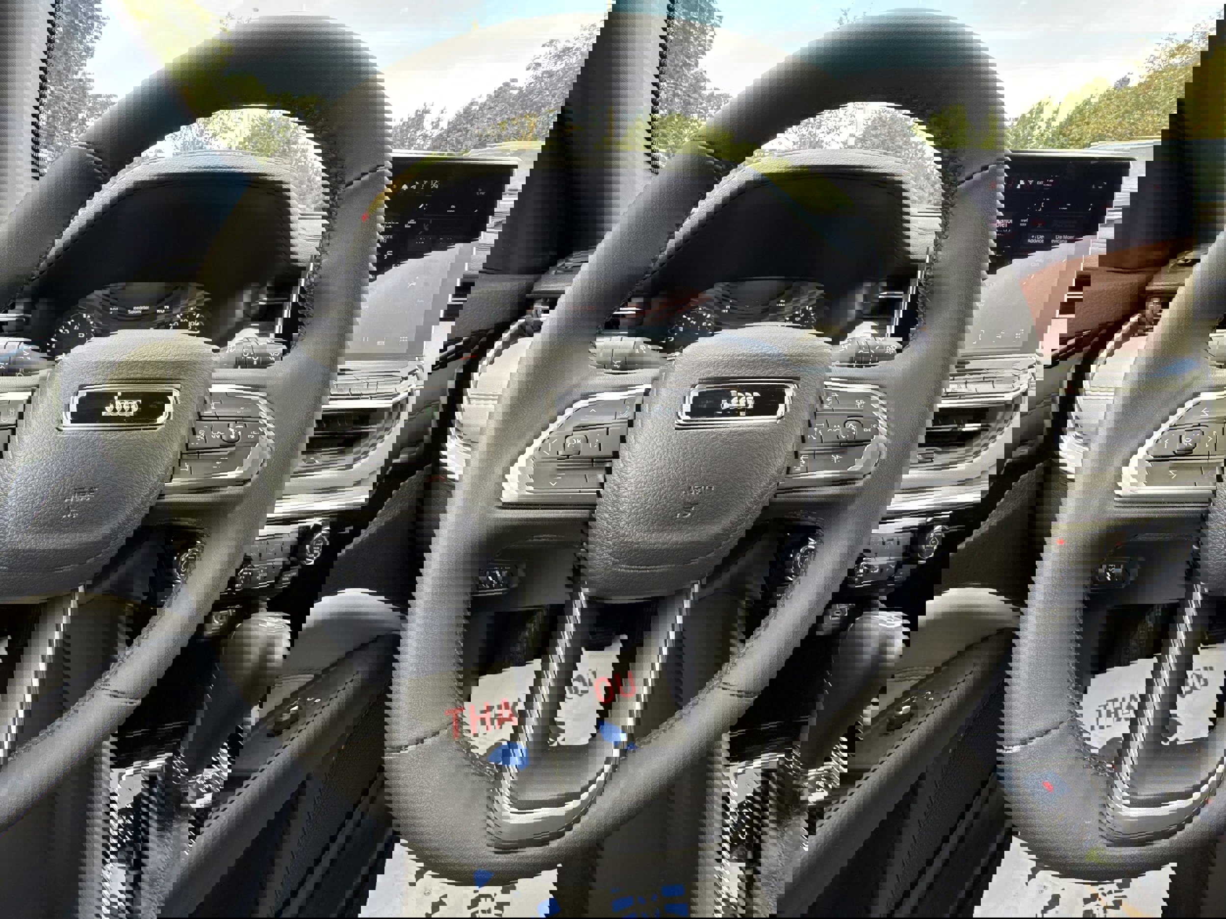 Used 2024 Jeep Compass Limited image 13