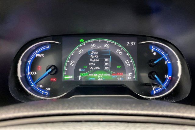 Used 2024 Toyota RAV4 XLE AWD/4WD image 23